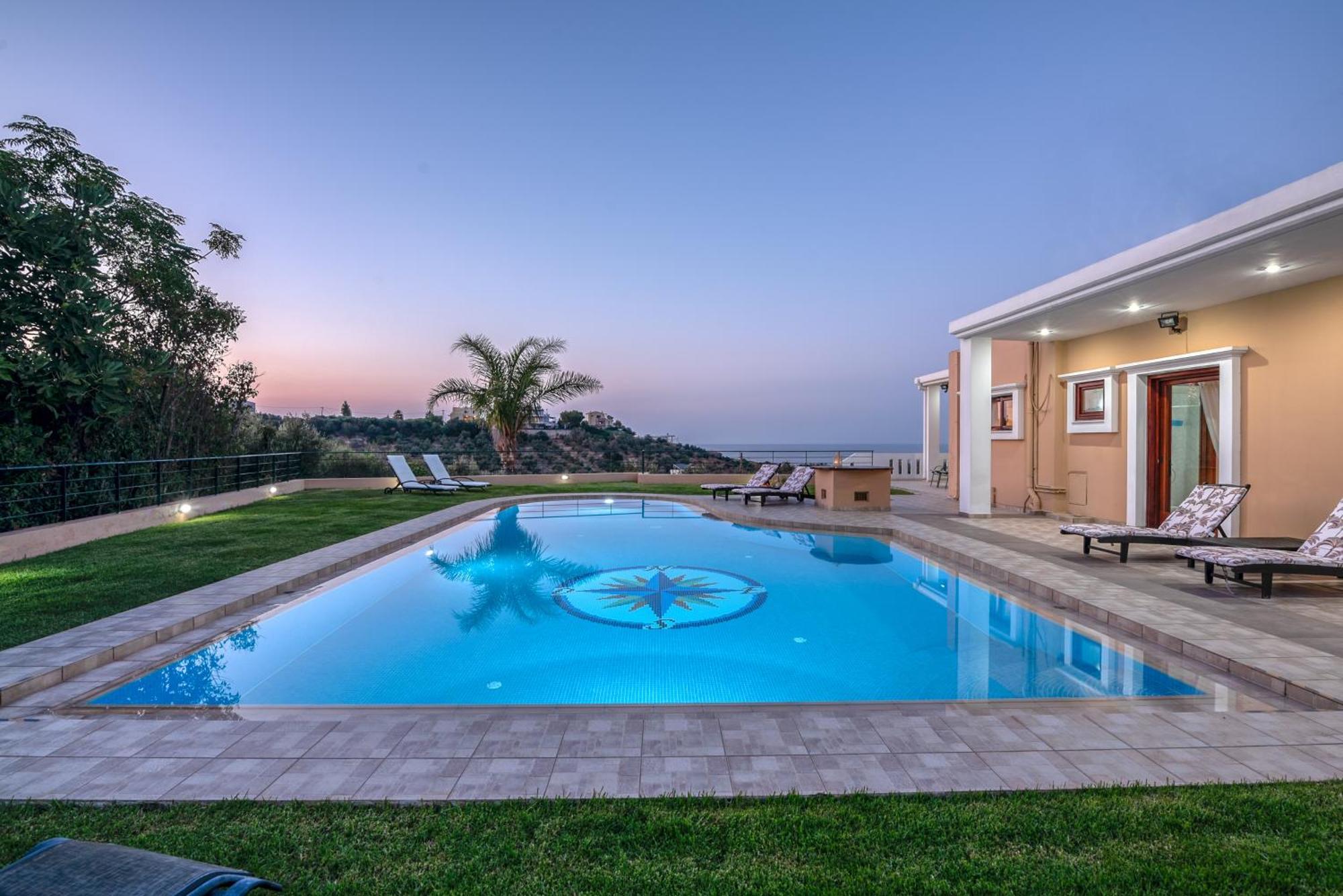 Nikola'S Villa Stalos Chania Exteriör bild